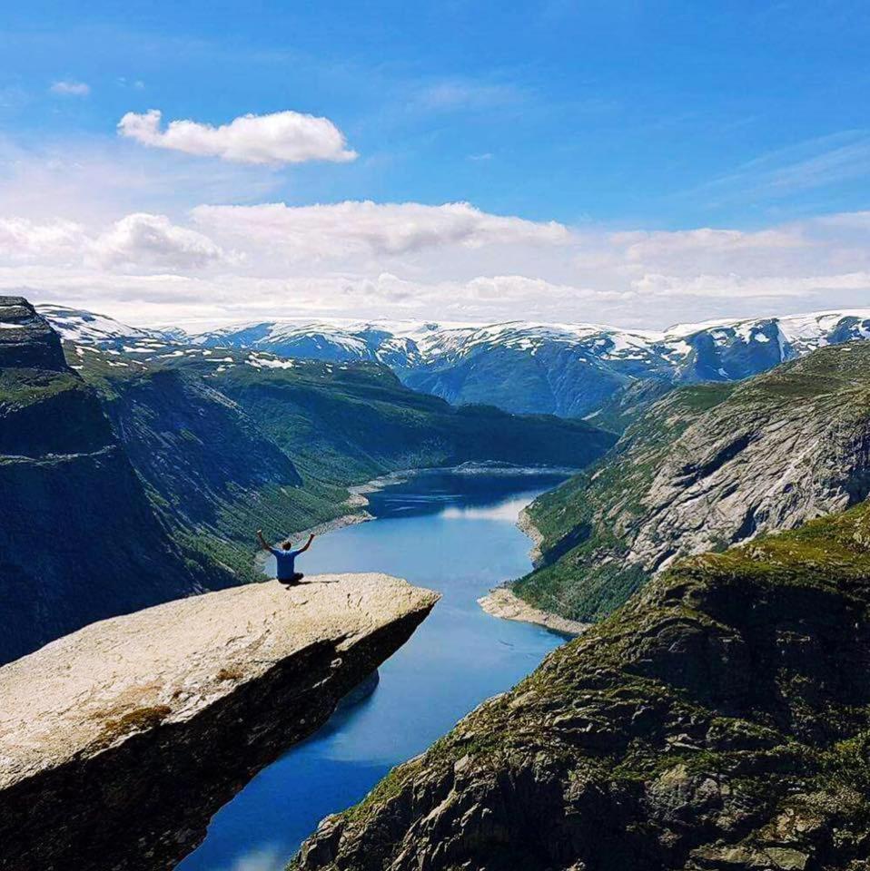 Skanevik Fjordhotel Skånevik Exterior foto